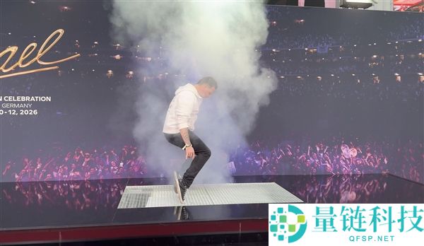 米高积逊柏林首映:纪录片震撼登场,独家幕后揭秘