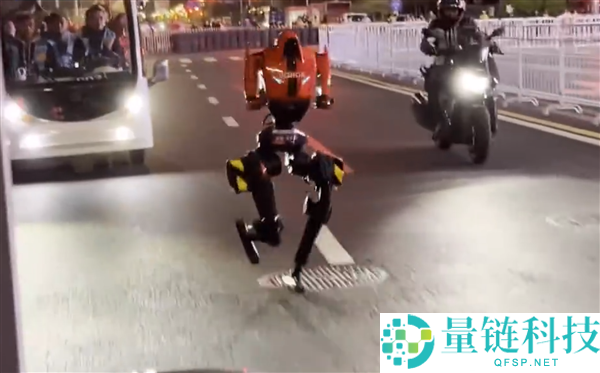 全球首个终端大厂参赛！光荣官宣机器人出战马拉松赛事