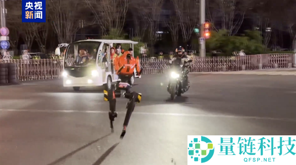 2026 人形机器人半程马拉松全流程测试：首次规模化应用自主导航技术