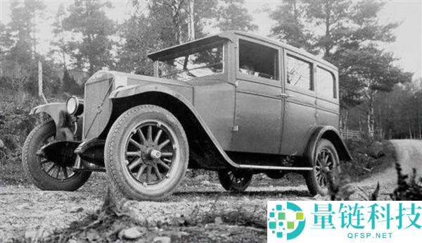 沃尔沃汽车 99 岁生日：官方海报惊艳亮相，致敬近百年传奇