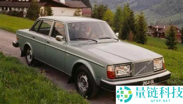 沃尔沃汽车 99 岁生日：官方海报惊艳亮相，致敬近百年传奇