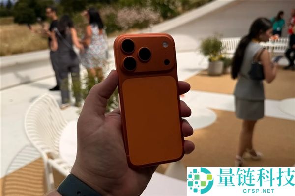 iPhone 18 Pro 加单遭拒：苹果罕见被供应商“闭门羹”