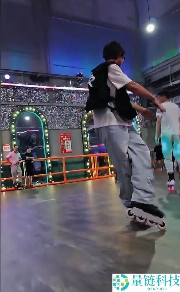 31 岁男子滑旱冰摔倒不幸离世，目击者曝细节：次日病情急剧恶化