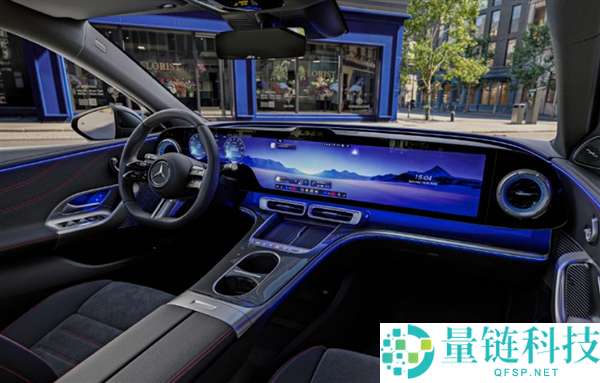 全新奔驰 C 级纯电版内饰曝光：39 英寸贯穿大屏，4 月 20 日首发