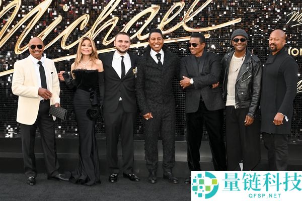 米高积逊洛杉矶首映盛况：巨星红毯造型与现场直击