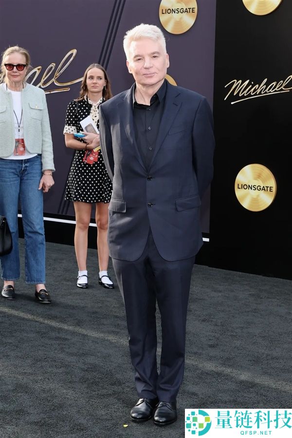 米高积逊洛杉矶首映盛况：巨星红毯造型与现场直击