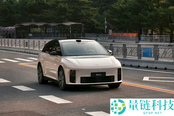 抱负高管揭秘：双层夹胶玻璃获重大突破，出厂标配 2000 元防晒膜