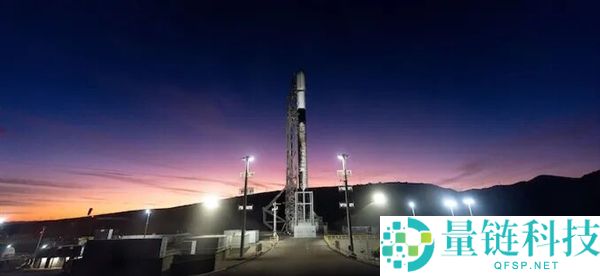 SpaceX 猎鹰火箭完成 600 次回收！星链卫星在轨数量突破 10279 颗