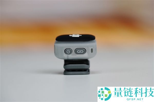 大疆 Osmo Mobile 8P 图赏：首创分体式遥控器，万能 Vlog 套装深度解析