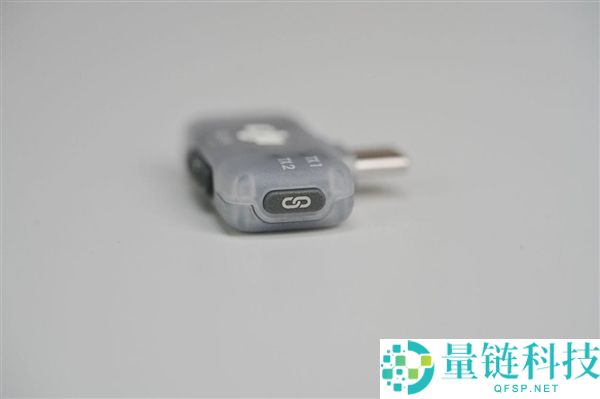 大疆 Osmo Mobile 8P 图赏：首创分体式遥控器，万能 Vlog 套装深度解析