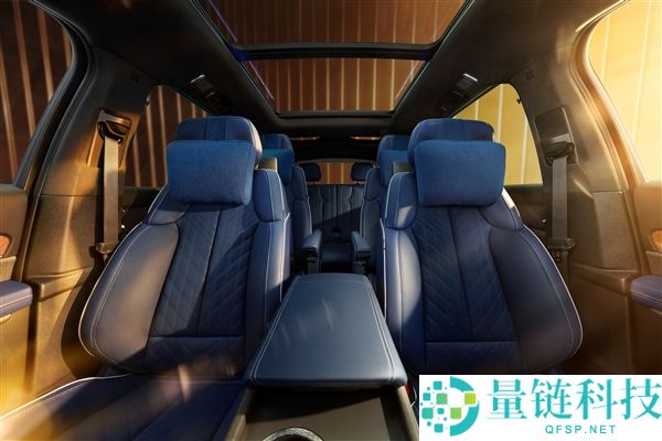 凯迪拉克凯威德上市：46.88 万起，大六座纯电 SUV 硬刚问界蔚来