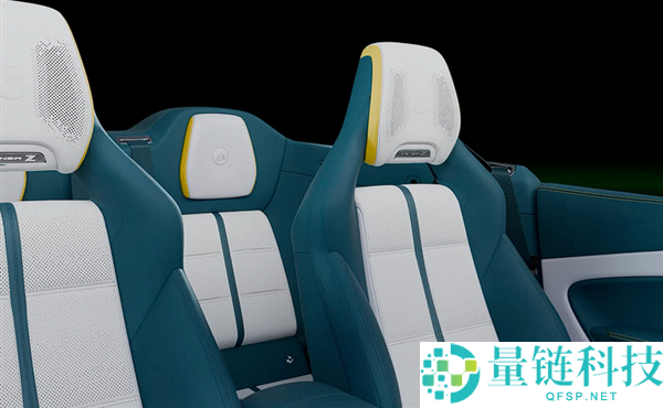 腾势 Z 软顶敞篷超跑官图发布：三电机超 1000 马力，零百加速破 2 秒