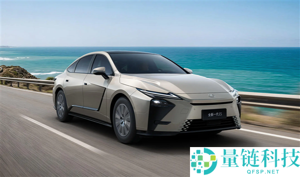 全新一代雷克萨斯 ES 上市：29.99 万起，为何成最滞销进口车？