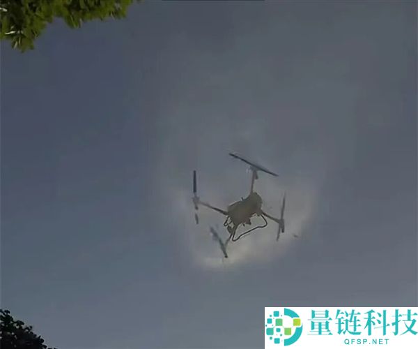 庐山西海回应“大规模生化进犯”：景区无人机喷药致游客无处可躲