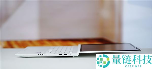 荣耀 MagicBook Pro 16 2026 图赏：续航轻松超越苹果 MacBook