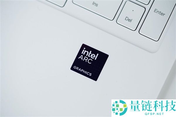 荣耀 MagicBook Pro 16 2026 图赏：续航轻松超越苹果 MacBook