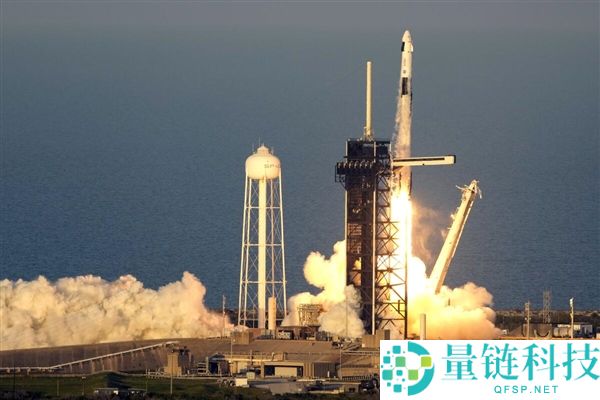 SpaceX 万亿美元薪酬计划曝光：审核规范挂钩火星百万人口殖民目标