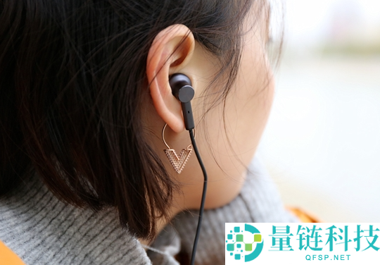 第一批降噪耳机用户警示：使用不当或致听力受损