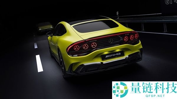全新梅赛德斯 -AMG GT 纯电四门跑车首秀：首搭三台轴向磁通电机