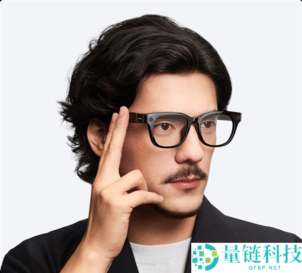 拍摄眼镜销量暴涨 173%：完全束缚双手的一季度市场爆发