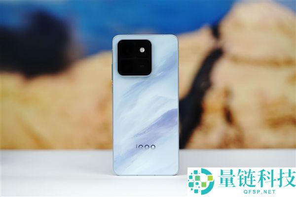 全球首发天玑 9500！iQOO 15T Monster 高清图赏：性能怪兽来了