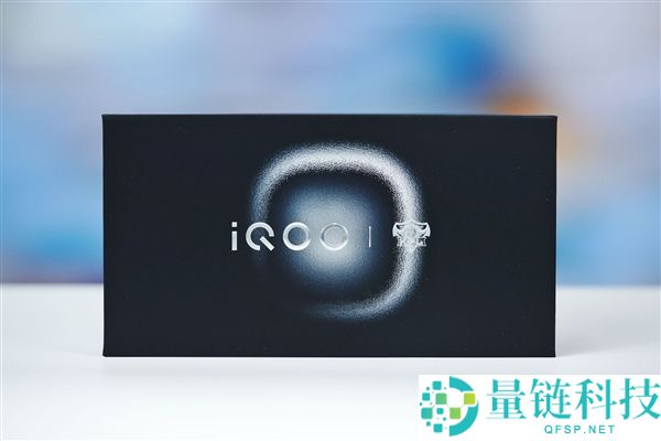 全球首发天玑 9500！iQOO 15T Monster 高清图赏：性能怪兽来了