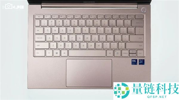MacBook Neo 热销引爆市场，Windows 笔记本终于坐不住了！