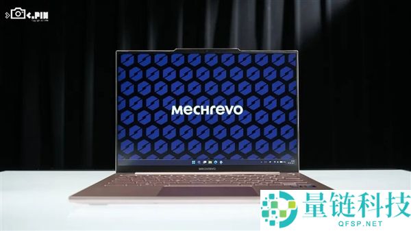 MacBook Neo 热销引爆市场，Windows 笔记本终于坐不住了！