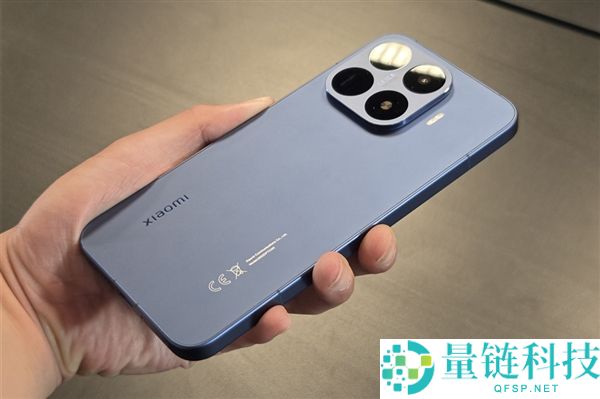 小米17T发布会亮相新面孔：中加混血设计师主讲，米粉盛赞帅气表现
