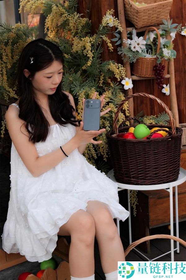 vivo S60元气版支撑4K原生感直播，仲夏夜精彩图赏