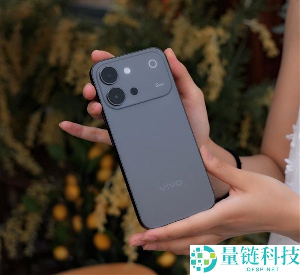 vivo S60元气版支撑4K原生感直播，仲夏夜精彩图赏
