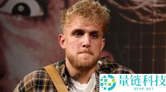 美国拥有2000万粉丝的博主私人飞机携牛出行引热议，网友批评其不环保