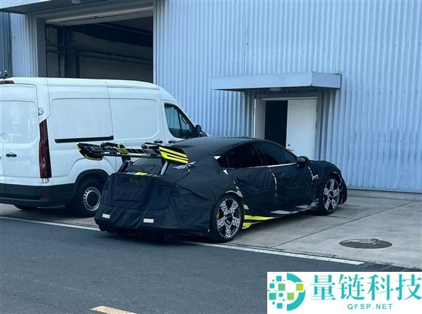 新款小米SU7 Ultra谍照曝光：惊人尾翼尺寸机能再提升