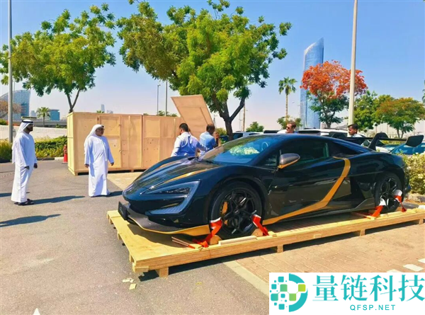 比亚迪瞻仰U9X在迪拜正式交付 售价高达2000万人民币