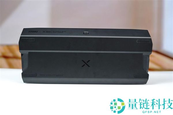 微星X86K磁轴机械键盘图赏：0.01mm精准调行程的极致体验