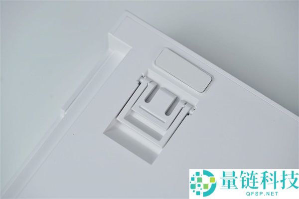 清晰段落感：ikbc 98S三模RGB极地狐轴键盘详尽图赏