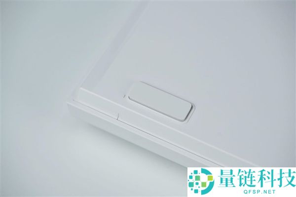 清晰段落感：ikbc 98S三模RGB极地狐轴键盘详尽图赏