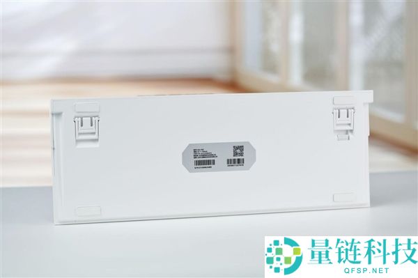 清晰段落感：ikbc 98S三模RGB极地狐轴键盘详尽图赏