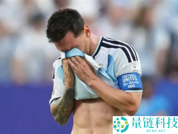 梅西父亲被诊断为结肠癌，球王世界杯进球后泪洒赛场