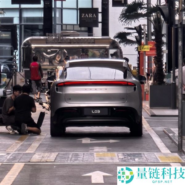 小鹏Mona L03实车曝光：芳华版“Model Y”退场，滞销有望逆转