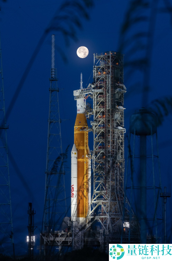 美国人重返月球的期待:NASA阿尔忒弥斯3号SLS火箭首个建造计划
