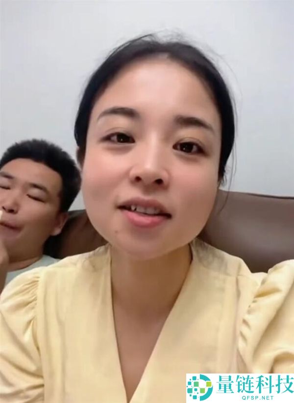 河南渝见小面老板娘首次直播，观看人数突破20万！