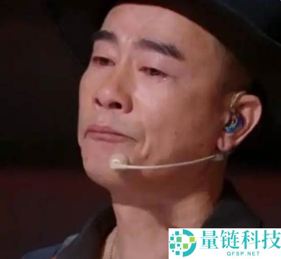 陈小春演唱会哭泣道歉，回应退票问题引发关注