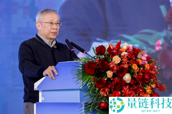 前中芯国际CEO邱慈云再出手:12寸硅片技术滞后于军用光掩模领域