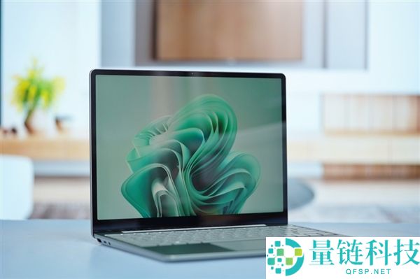 微软退出低价市场：Surface Go 和 Laptop Go 产品全面停产