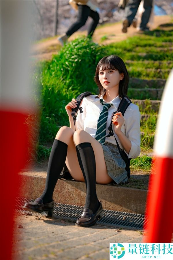 日本蜜斯姐优美Cos图赏：完美复原蒂法与蕾塞角色形象