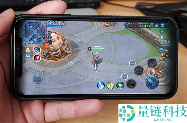 《王者荣耀》充值异常引发《洛克王国》问题，腾讯客服回应界面Bug已在优化中