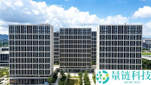 小米武汉青年公寓今日正式开放入住，月租1099元，配备全屋智能系统