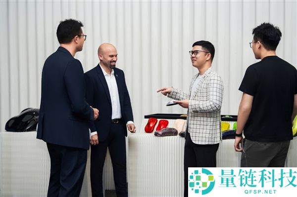 前法拉利设计师Werner Gruber加盟智界,曾设计拉法与FXX-K