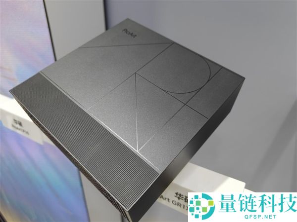 英伟达BW 2026超等芯片RTX Spark首展:巨型GPU墙成为打卡新地标